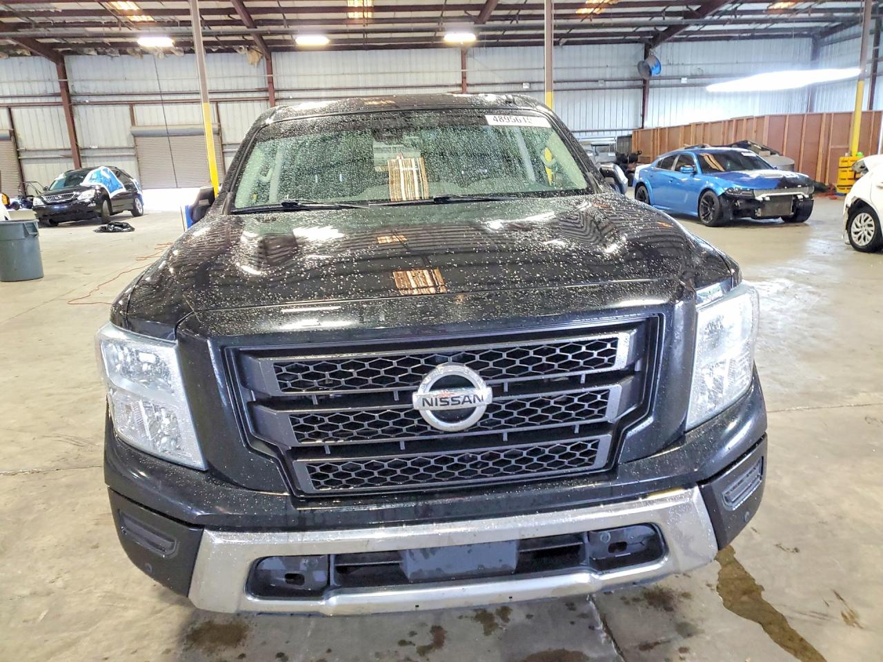 Nissan Titan Sv