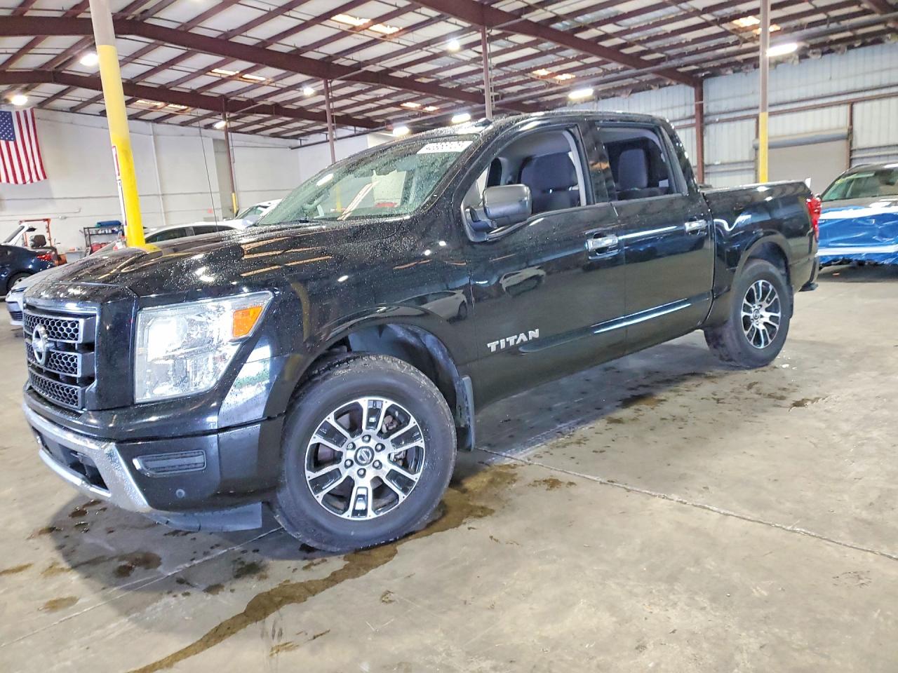 Salvage Nissan Titan Image