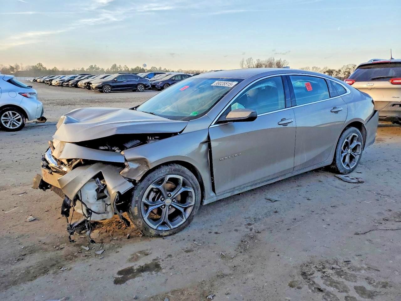 Salvage Chevrolet Malibu Image