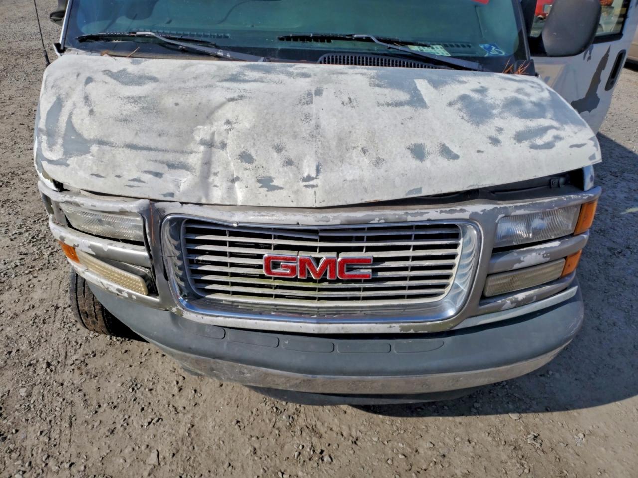 GMC Savana G2500