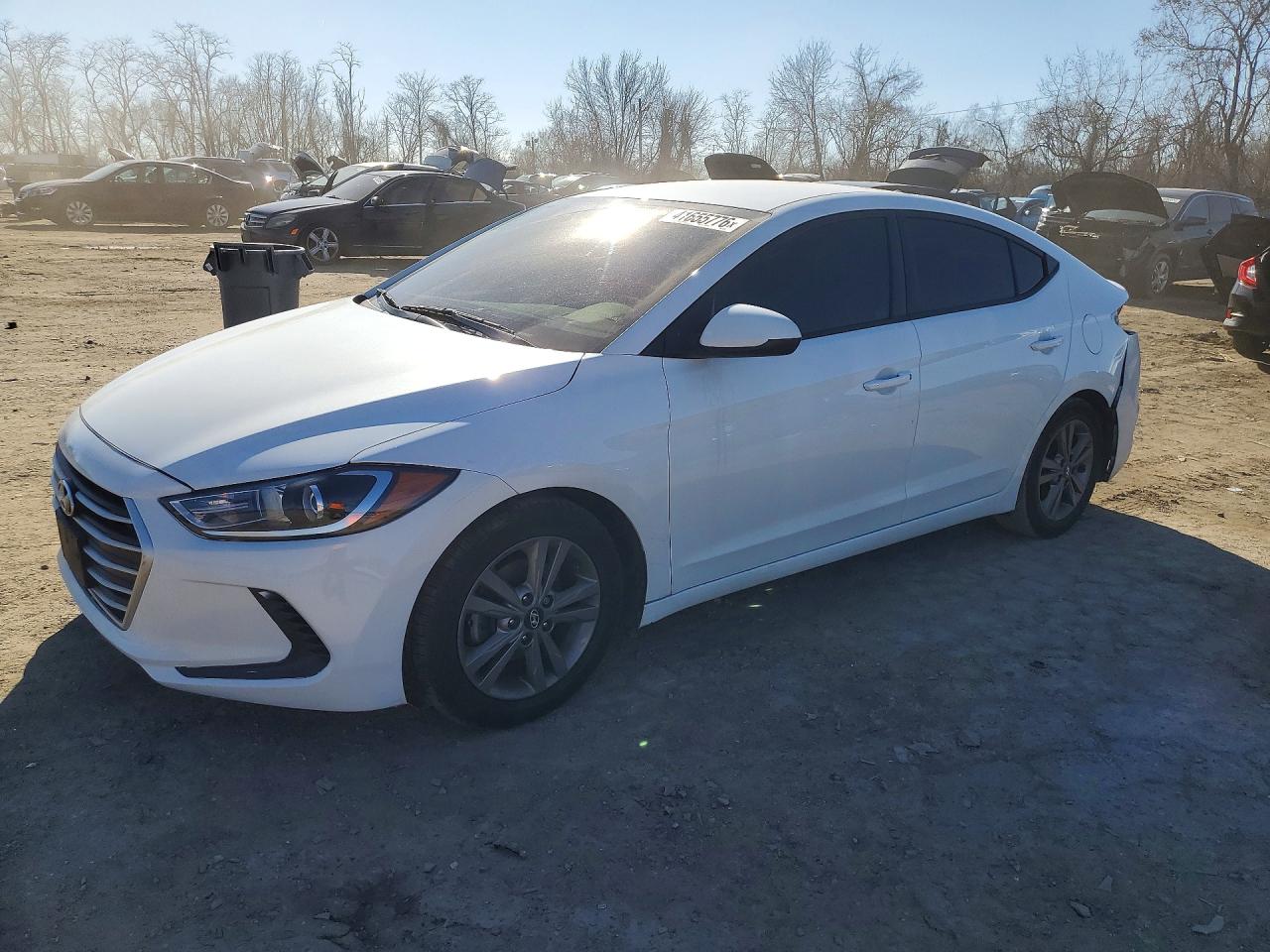 Salvage Hyundai ELANTRA Image