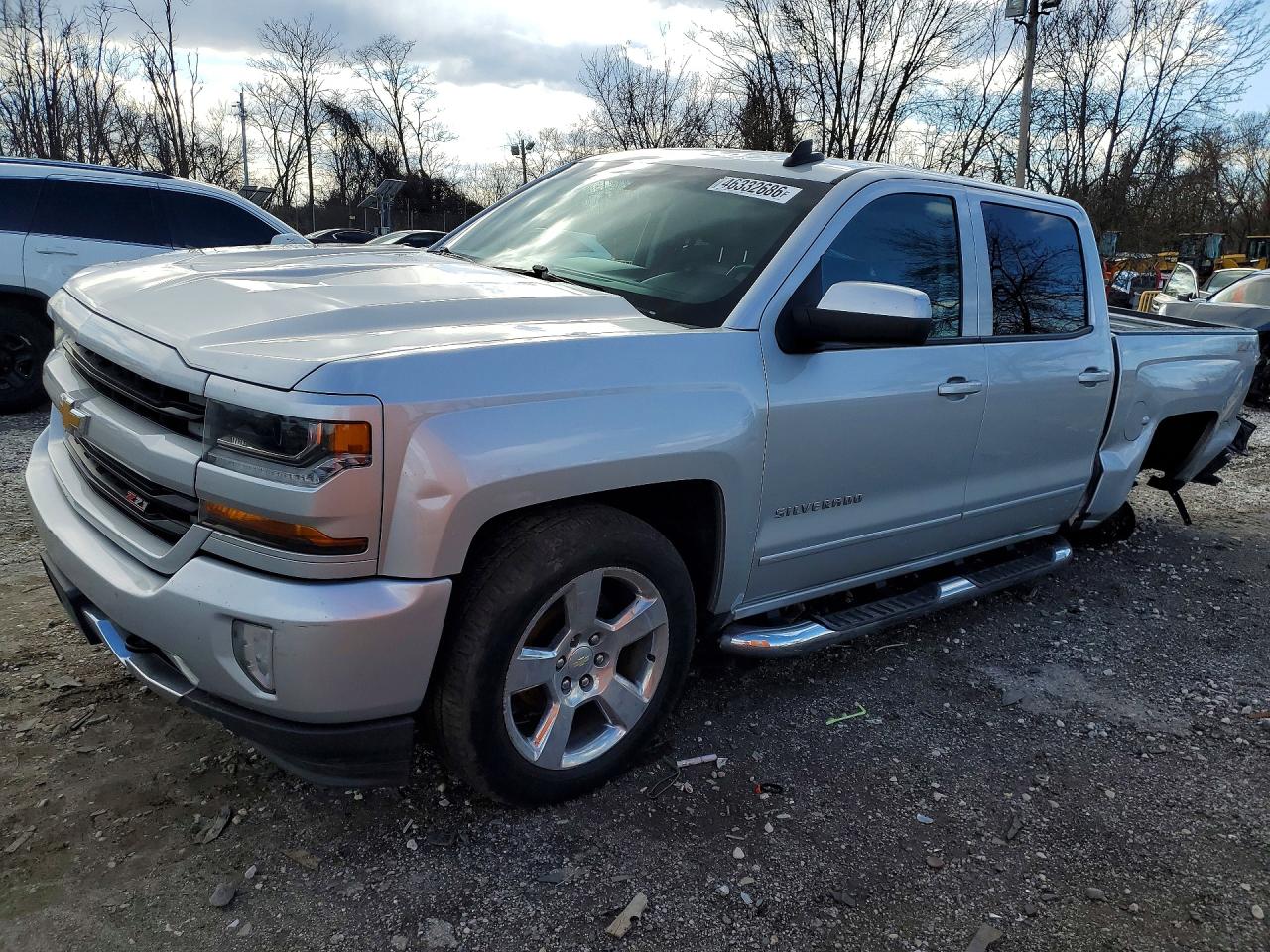 Salvage Chevrolet Silverado Image