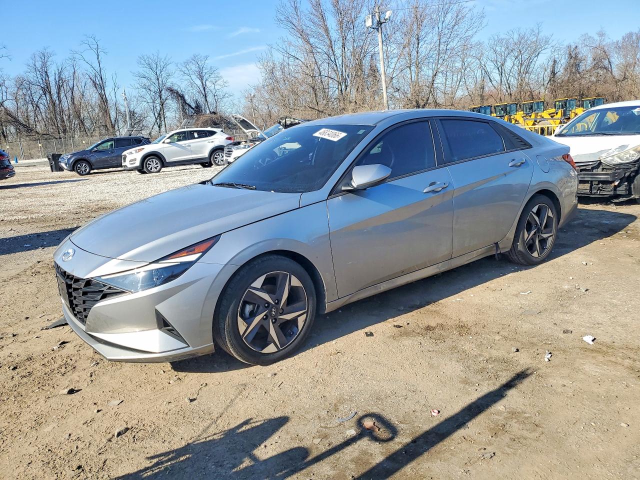 Salvage Hyundai ELANTRA Image