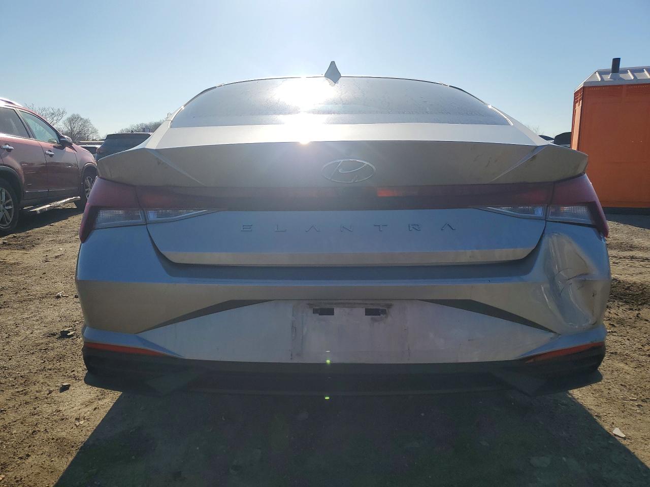Hyundai ELANTRA Sel