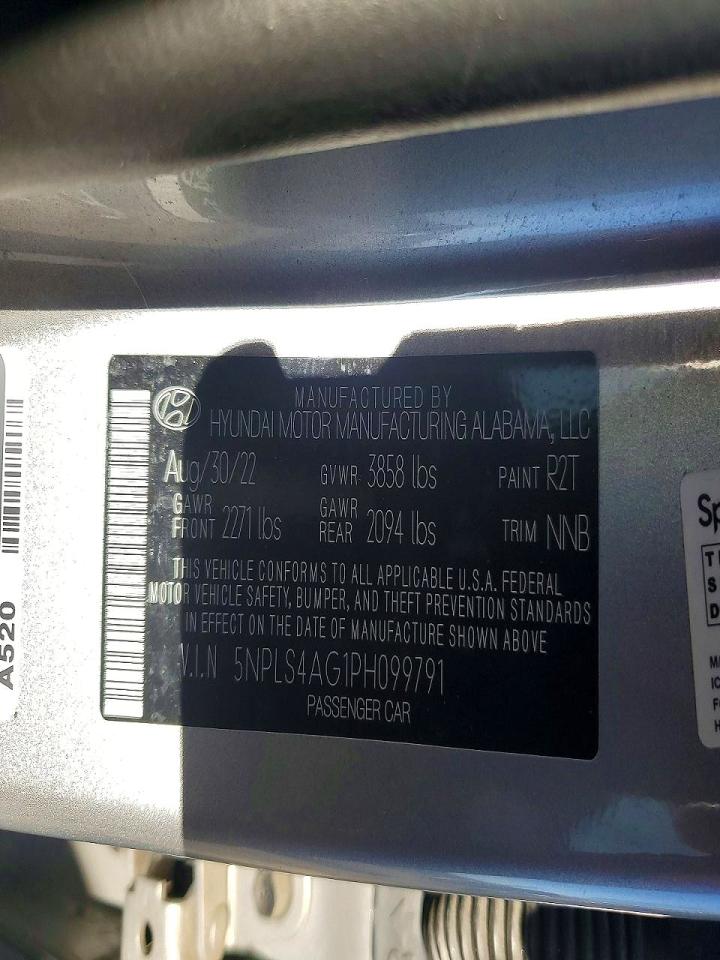 Hyundai ELANTRA Sel