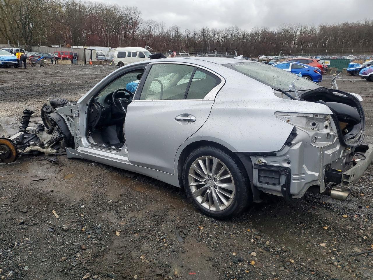 INFINITI Q50 3.0t Luxe
