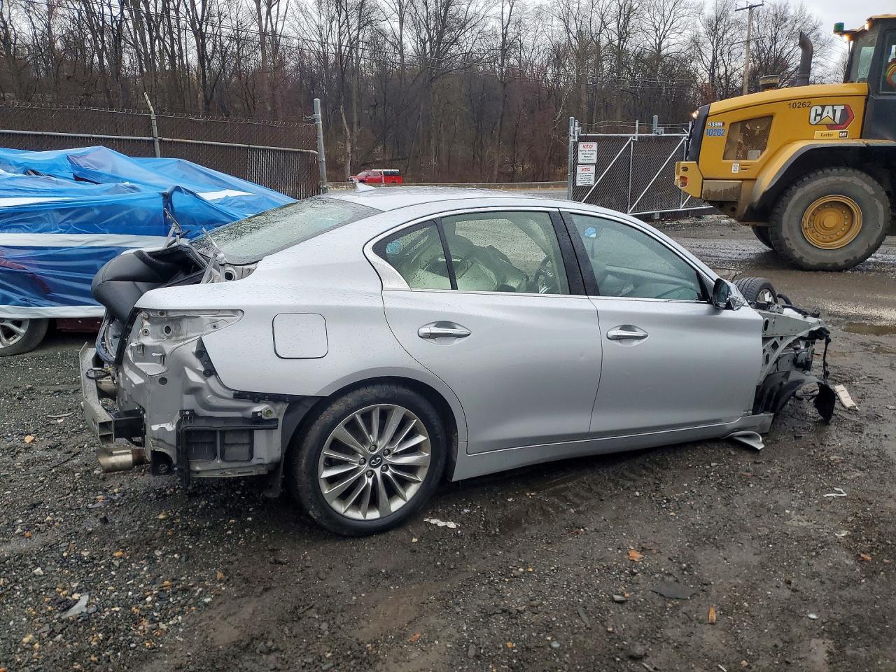 INFINITI Q50 3.0t Luxe