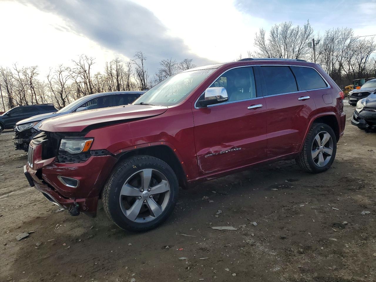 Salvage Jeep Cherokee Image