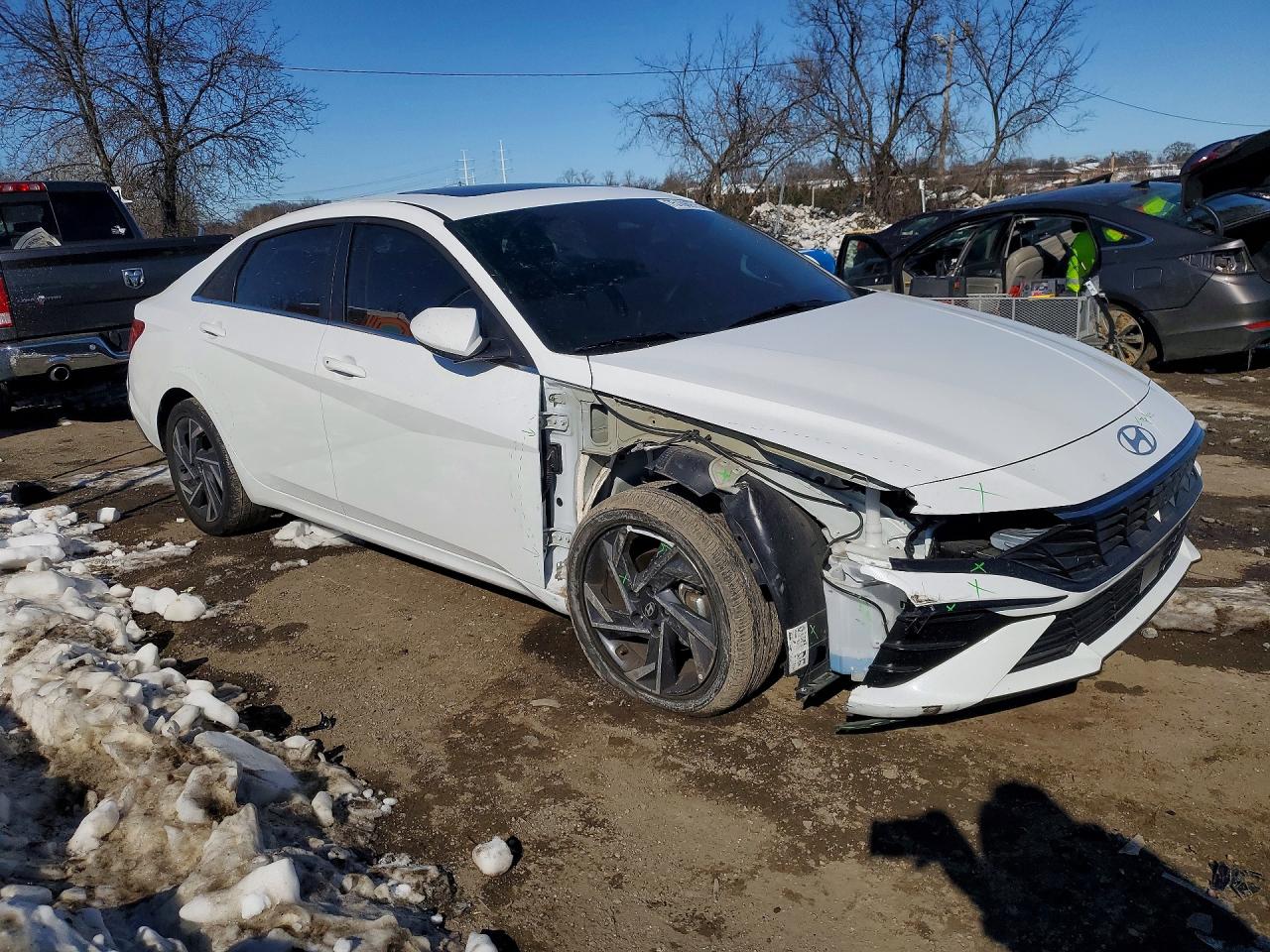 Hyundai ELANTRA Sel