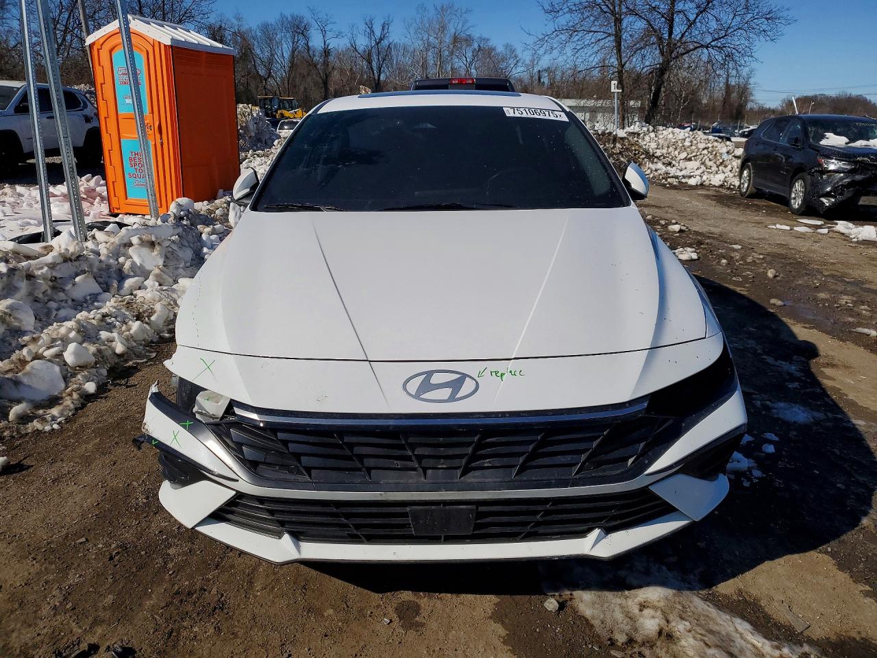 Hyundai ELANTRA Sel