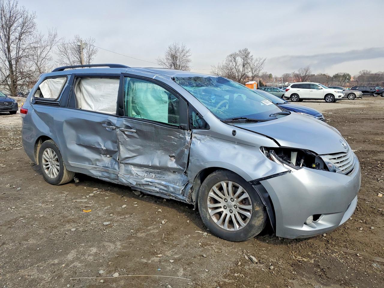 Toyota Sienna Xle 8-passenger