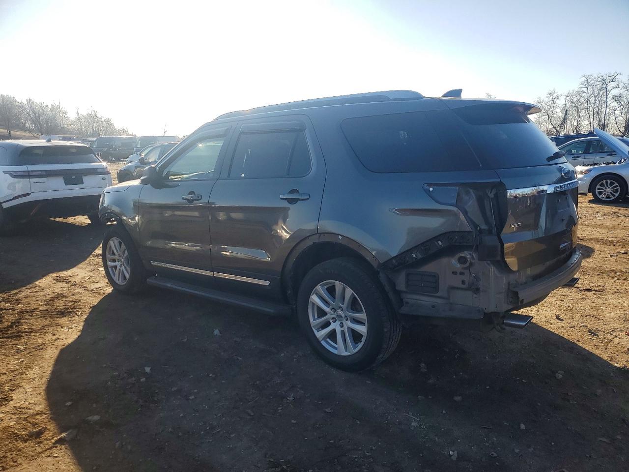 Ford Explorer Xlt