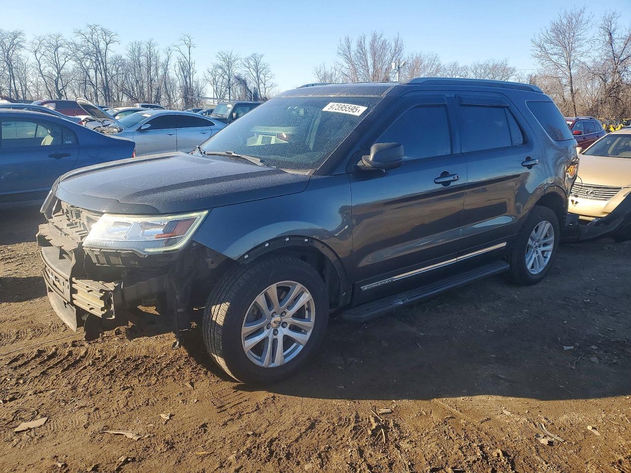 Salvage Ford Explorer Image