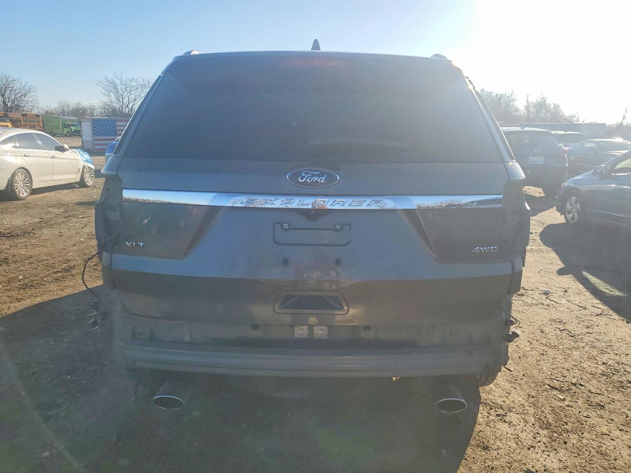 Ford Explorer Xlt