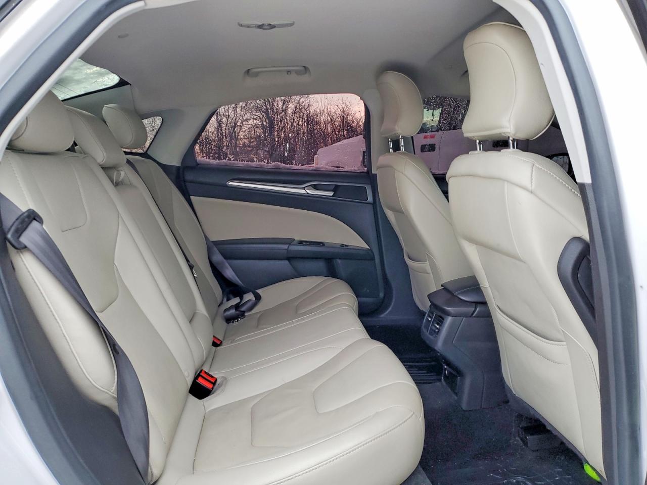 Ford Fusion Titanium Hev