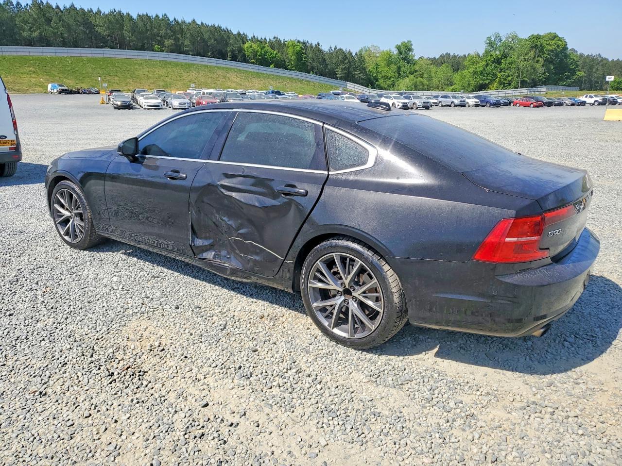 Volvo S90 T5 Momentum