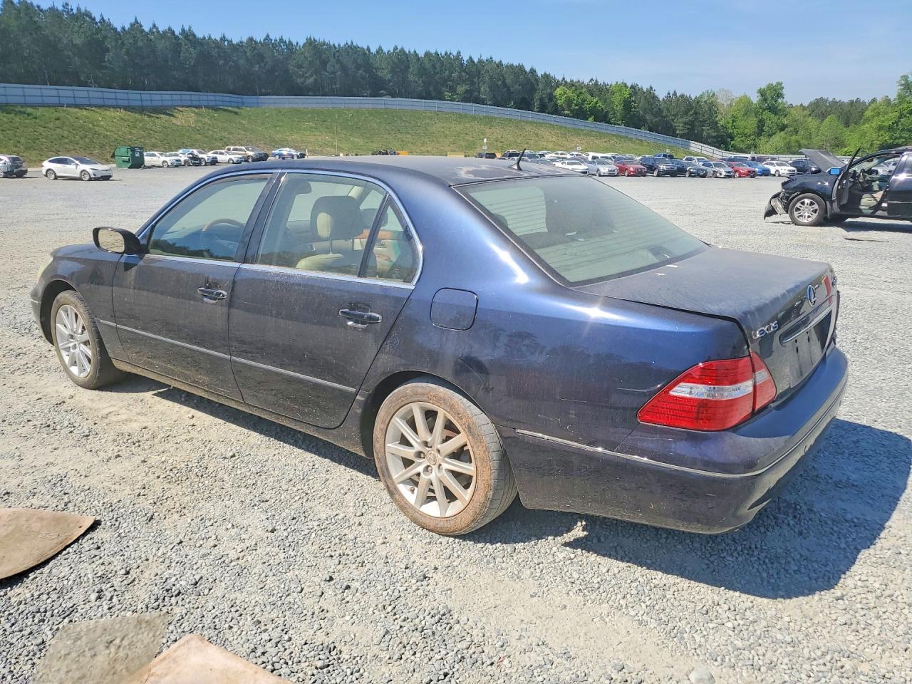 Lexus LS Base