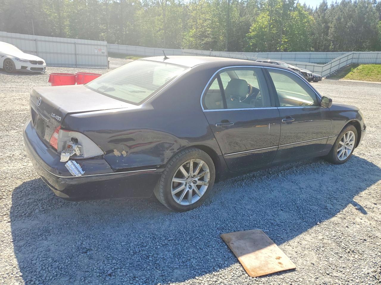 Lexus LS Base