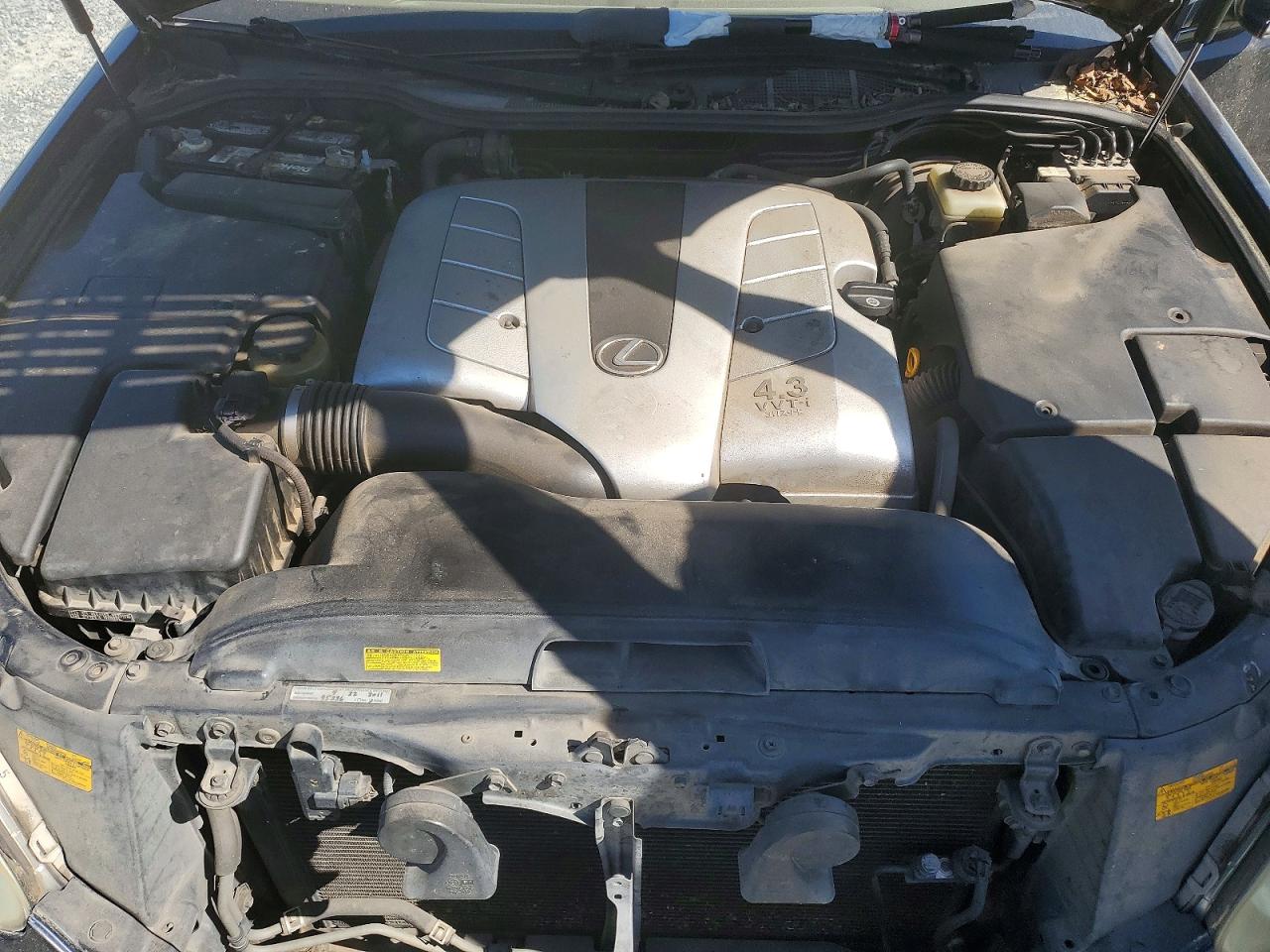 Lexus LS Base