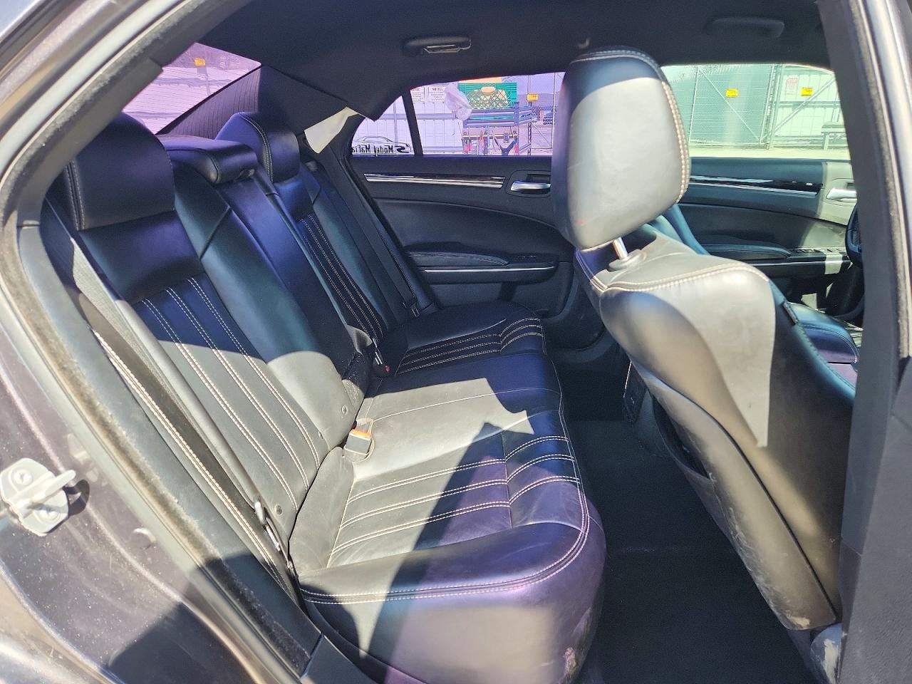 Chrysler 300 S