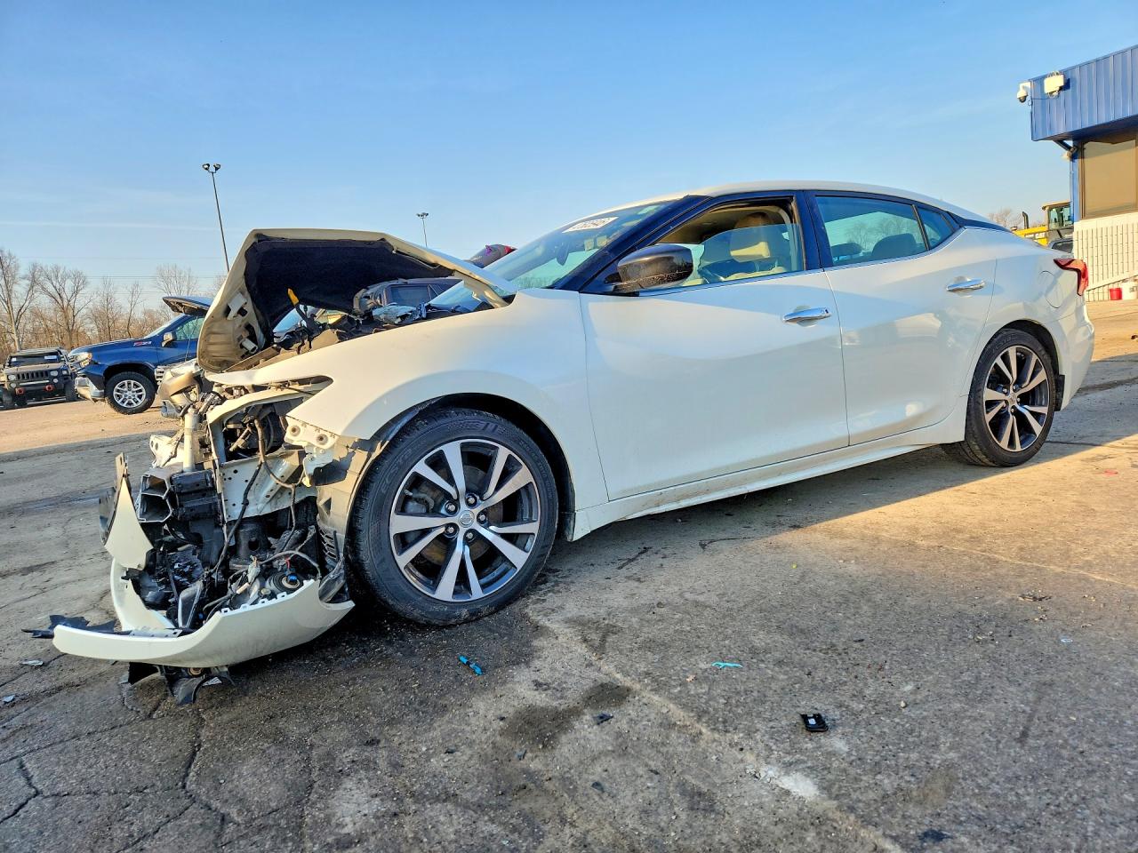 Salvage Nissan Maxima Image