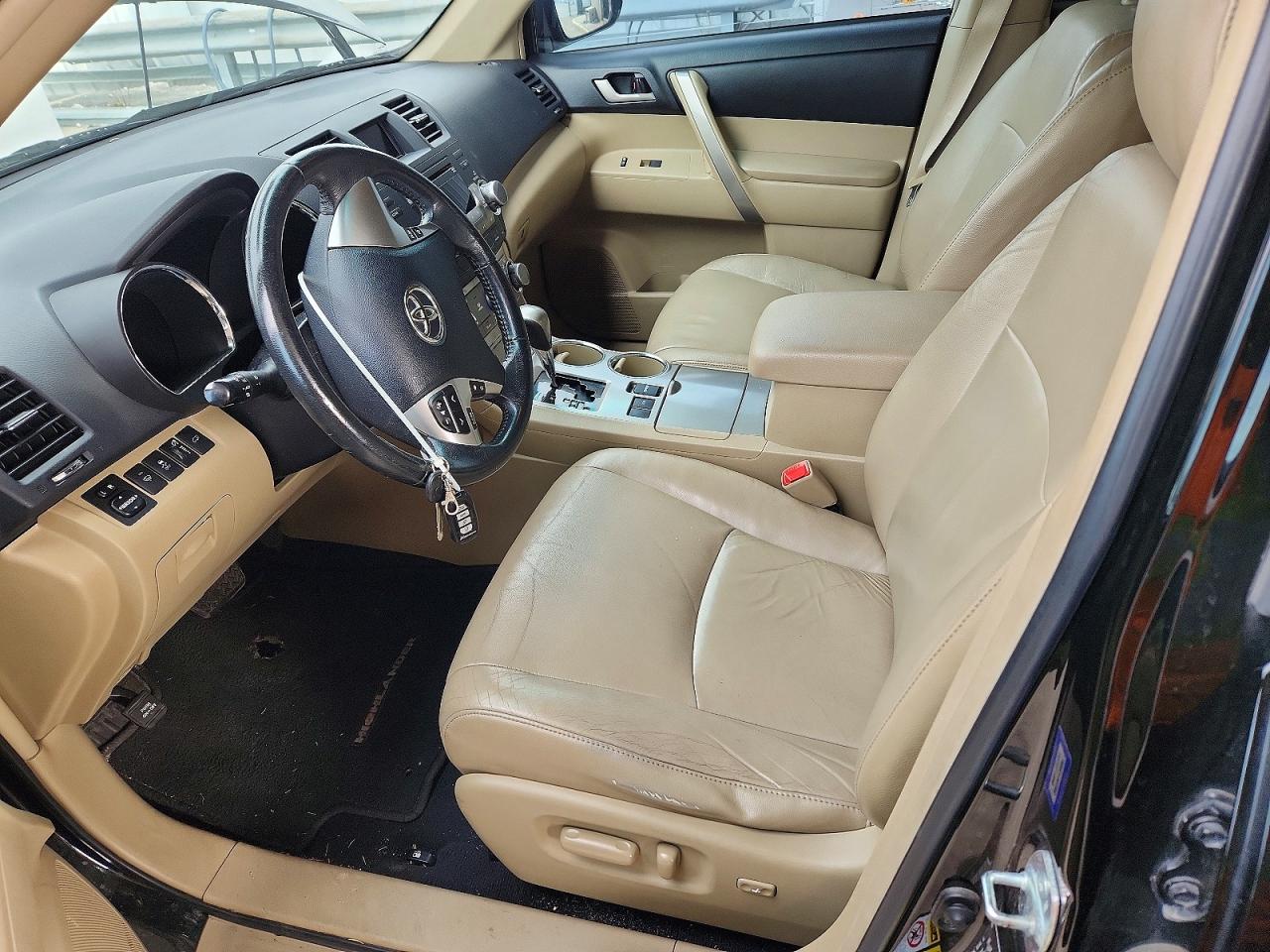 Toyota Highlander Se