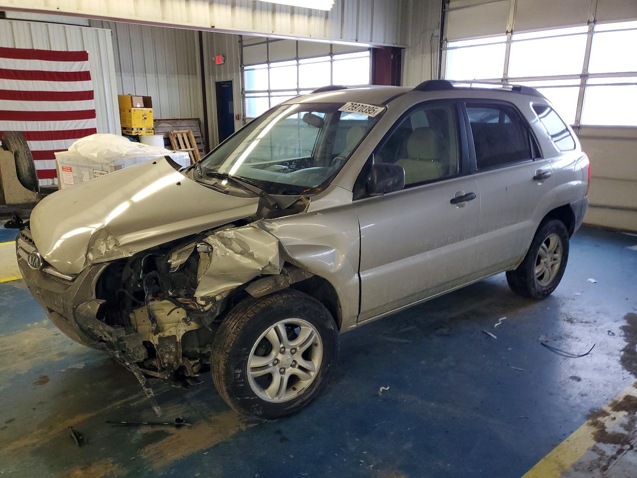 Salvage Kia Sportage Image