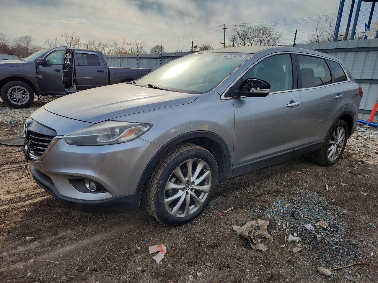 Salvage Mazda Cx Image