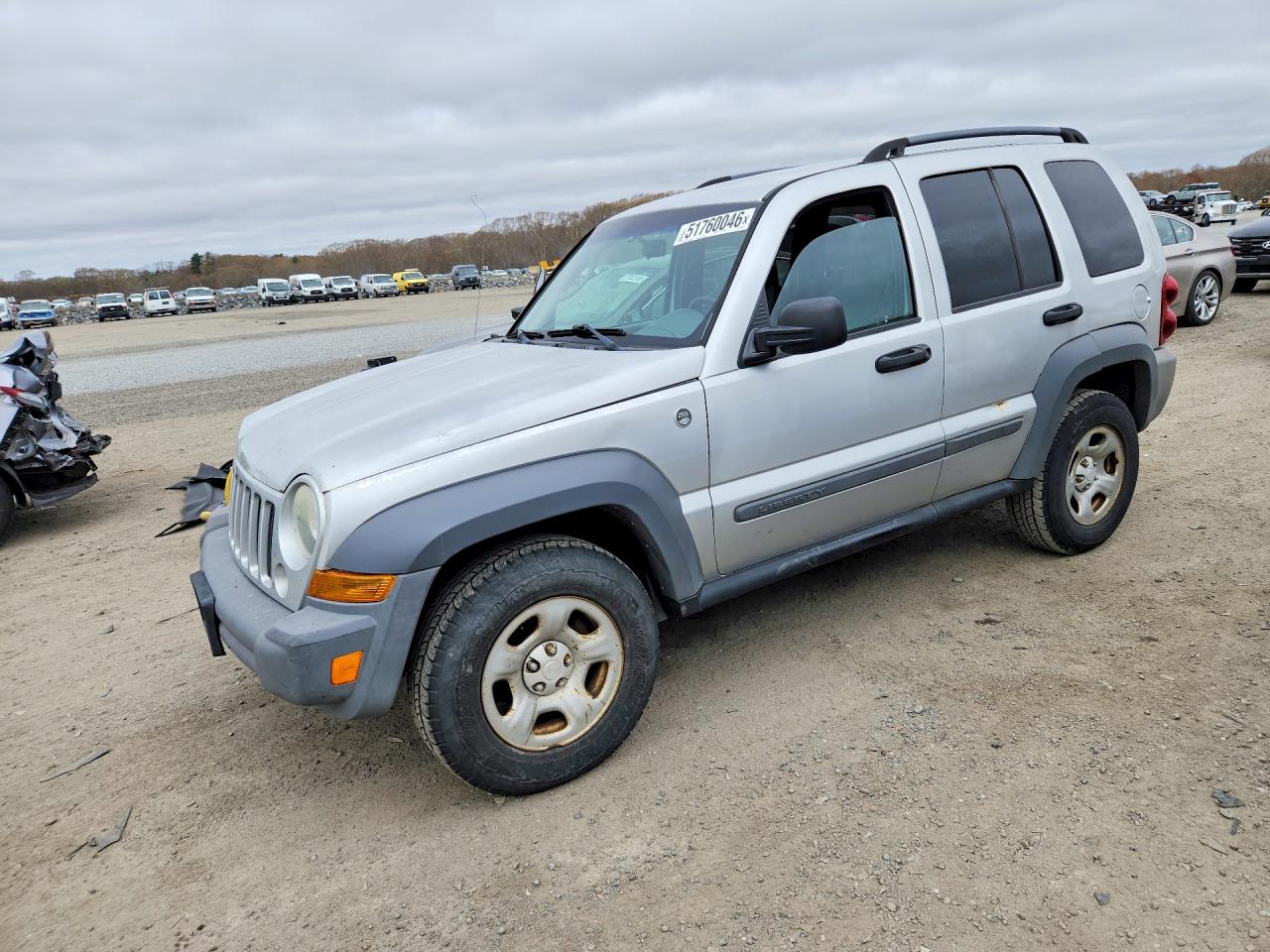Salvage Jeep Liberty Image