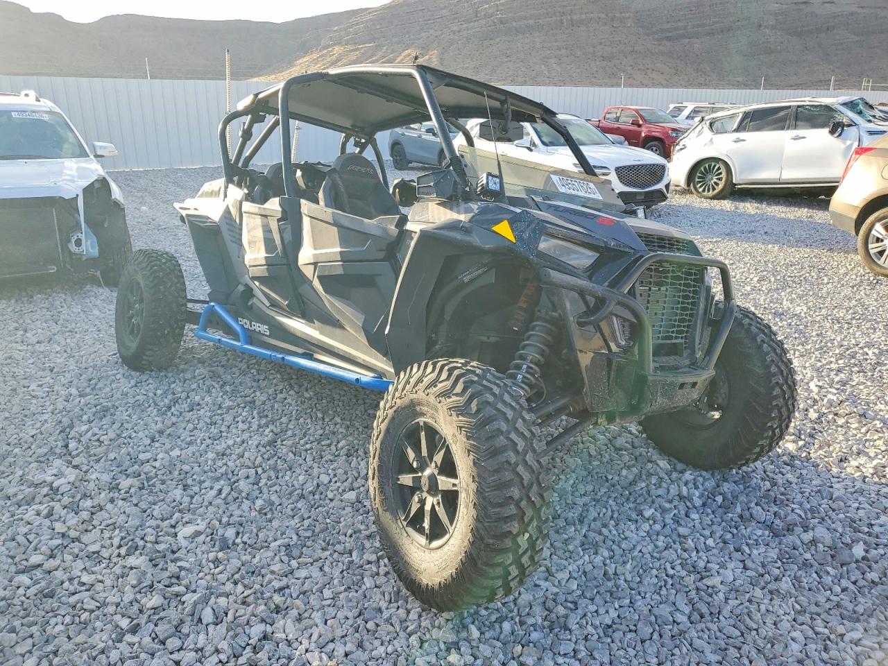 Salvage Polaris RZR Image