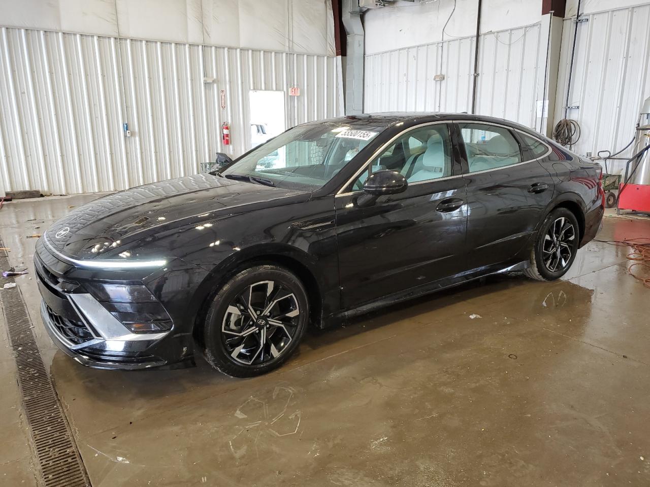 Salvage Hyundai SONATA Image