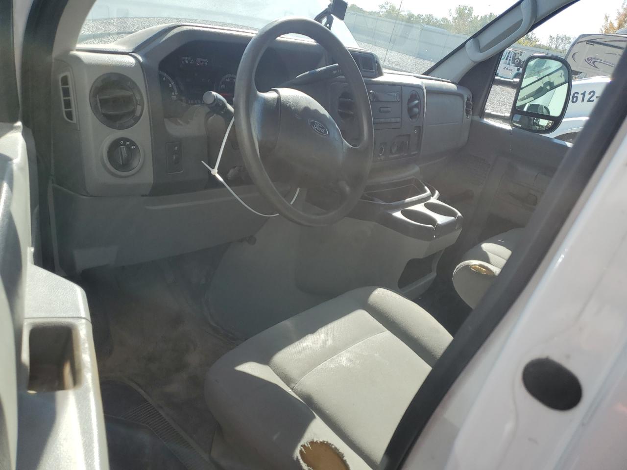 Ford Econoline E350 Super Duty Cutaway Van E350 Super Duty Cutaway Van