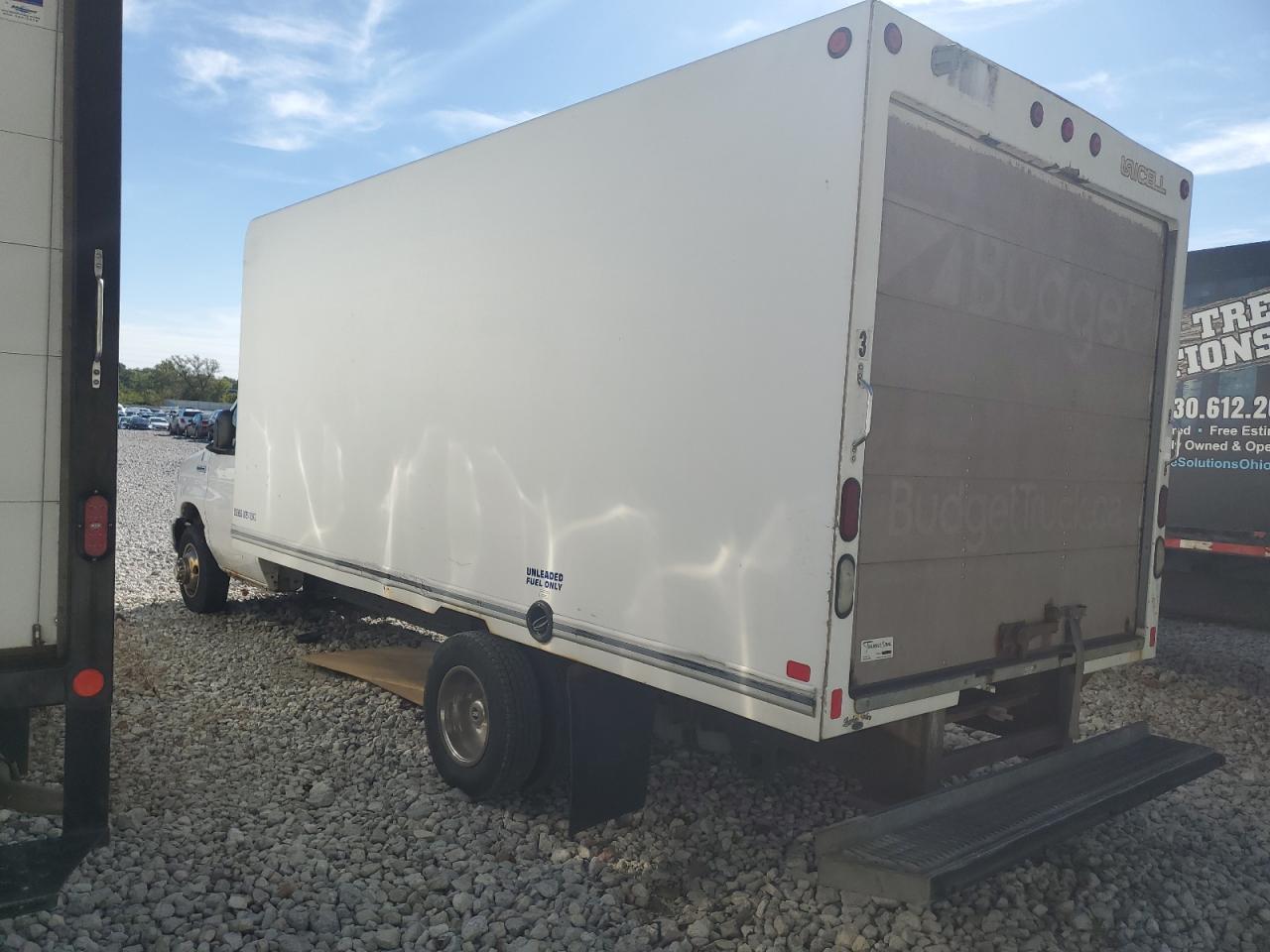 Ford Econoline E350 Super Duty Cutaway Van E350 Super Duty Cutaway Van