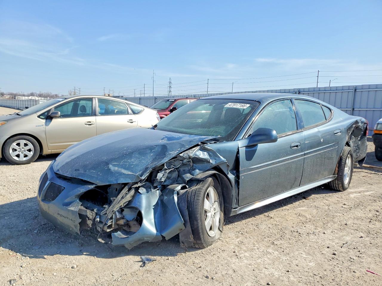 Salvage Pontiac Grandprix Image