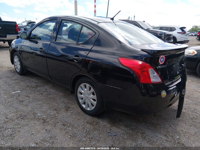 Nissan Versa 1.6 S+