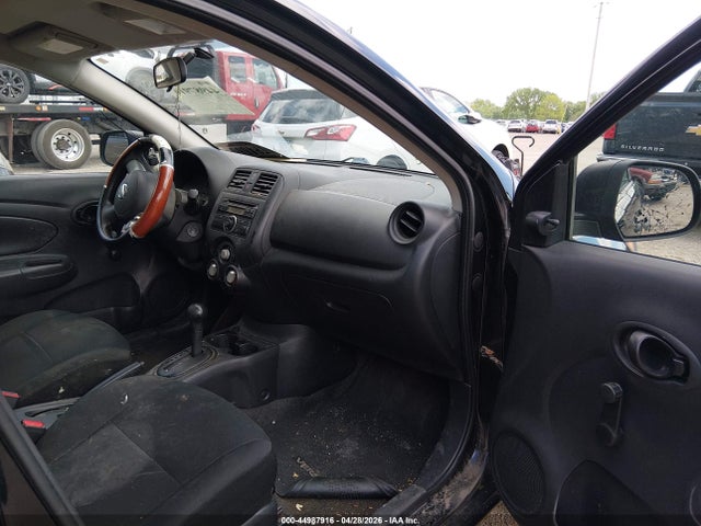 Nissan Versa 1.6 S+