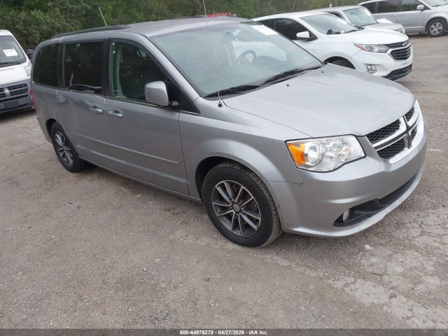 Salvage Dodge Grand Caravan Image