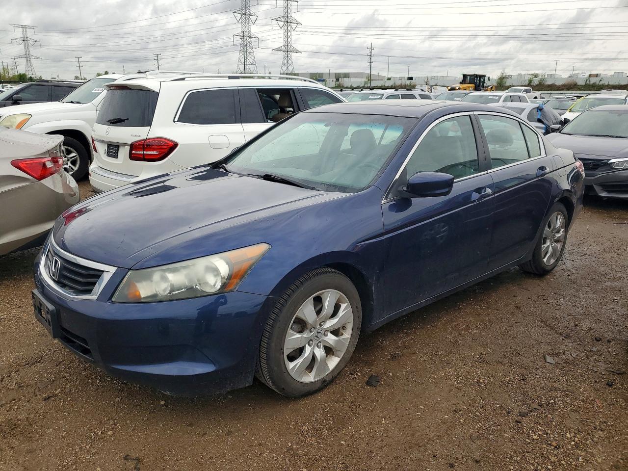 Salvage Honda Accord Image