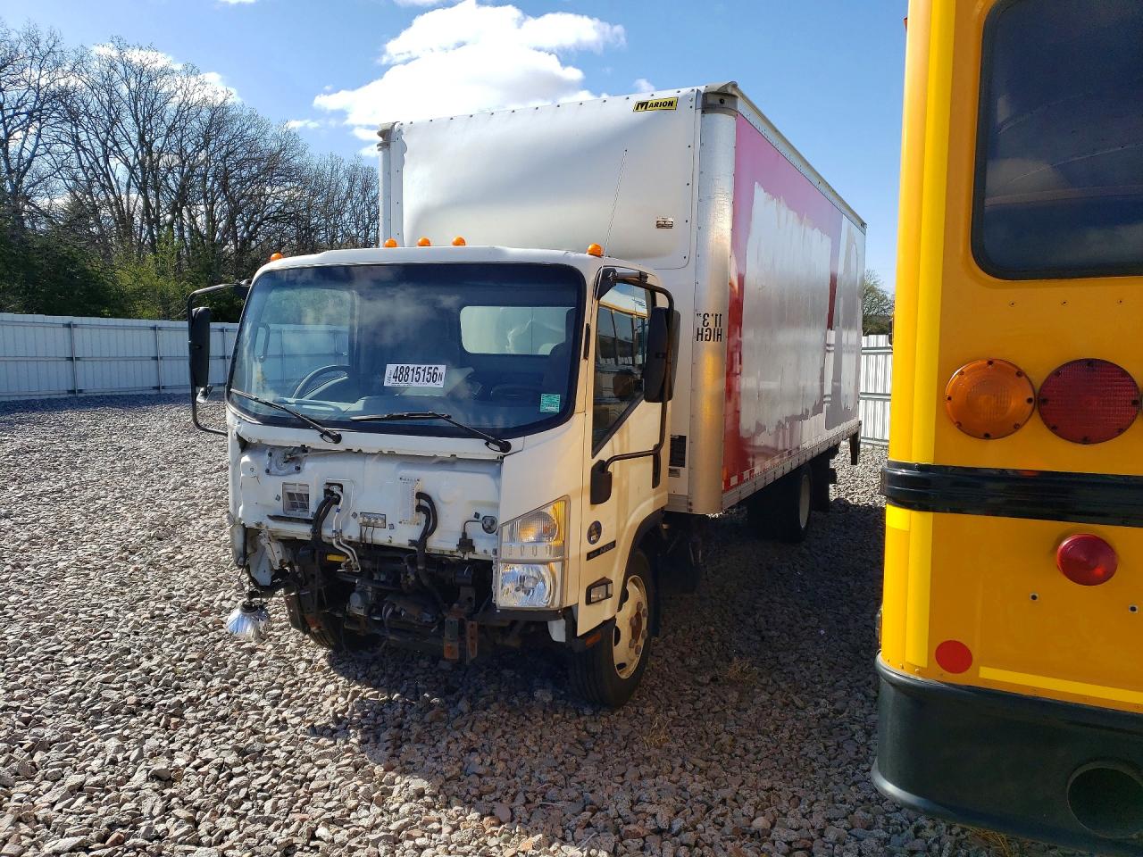 Salvage Isuzu Npr Image