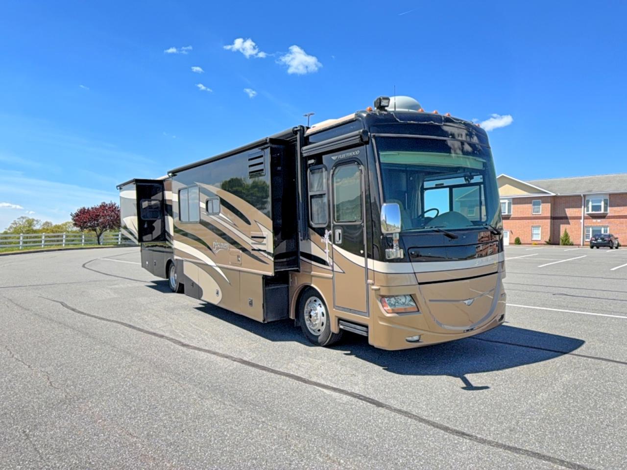 Freigliner Chassis Xc