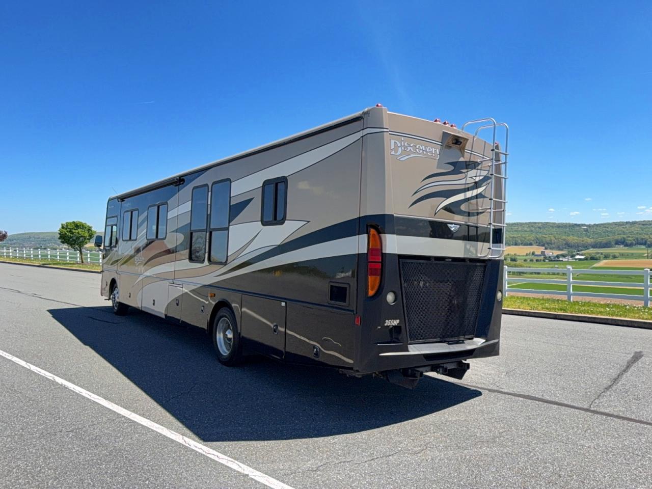 Freigliner Chassis Xc