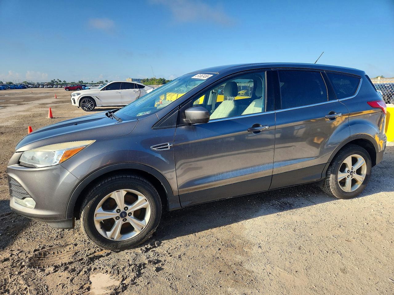 Salvage Ford Escape Image