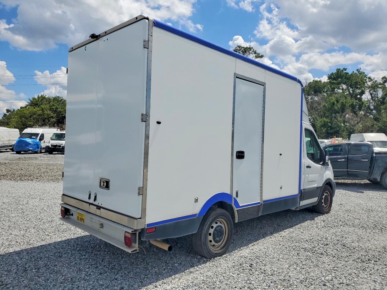 Ford Transit T-350