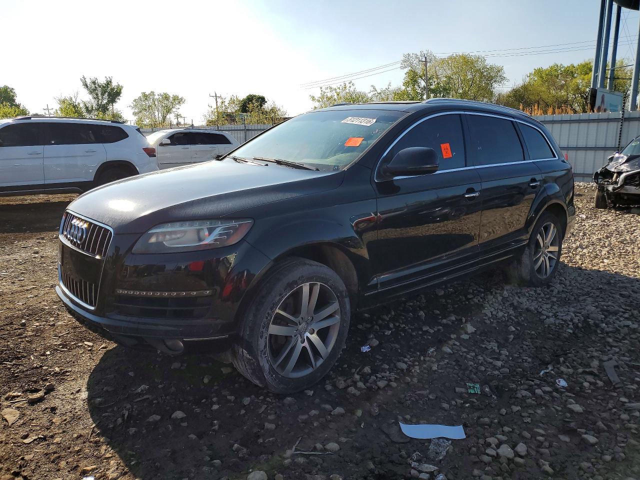 Salvage Audi Q7 Image