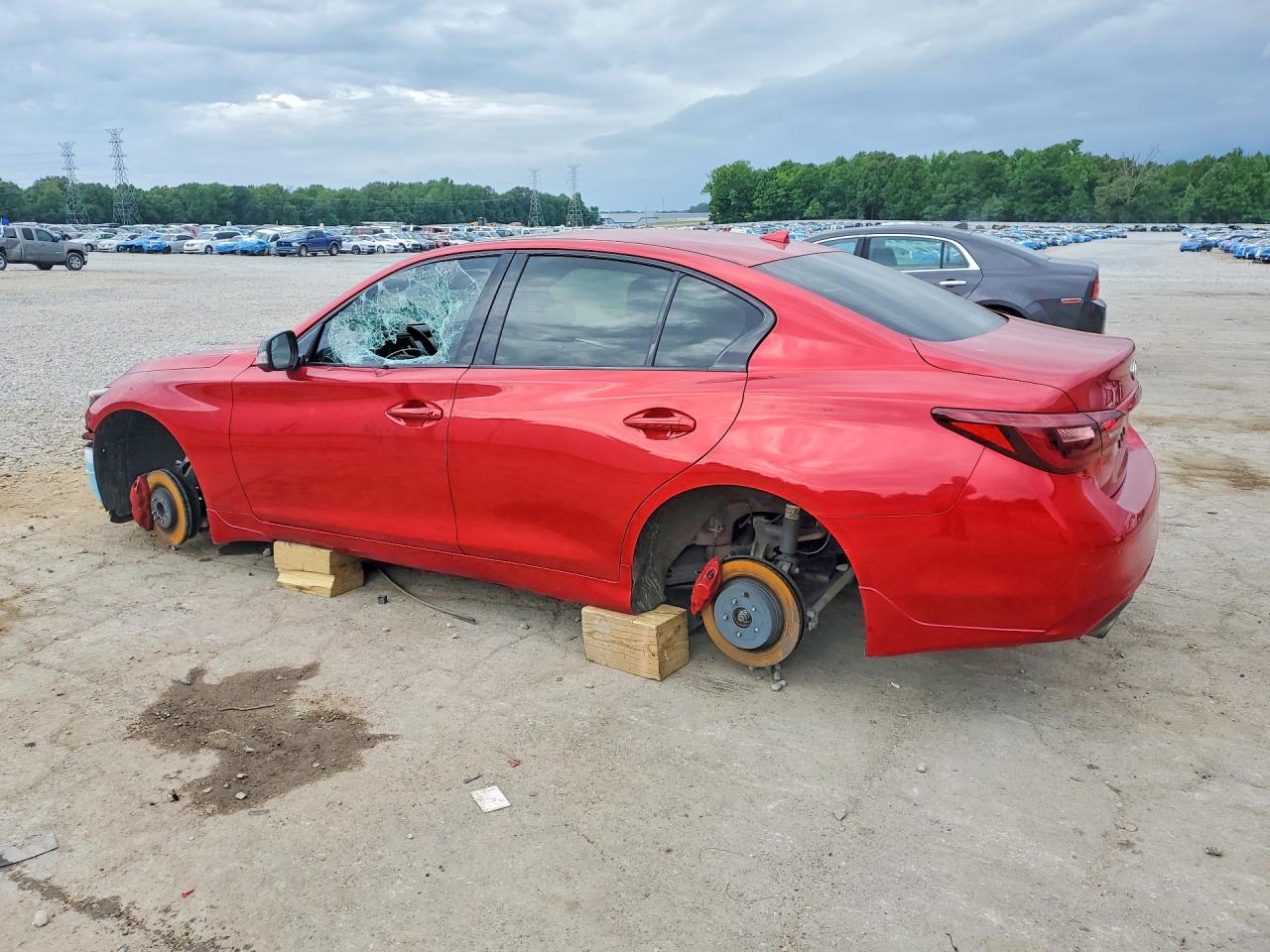 INFINITI Q50
