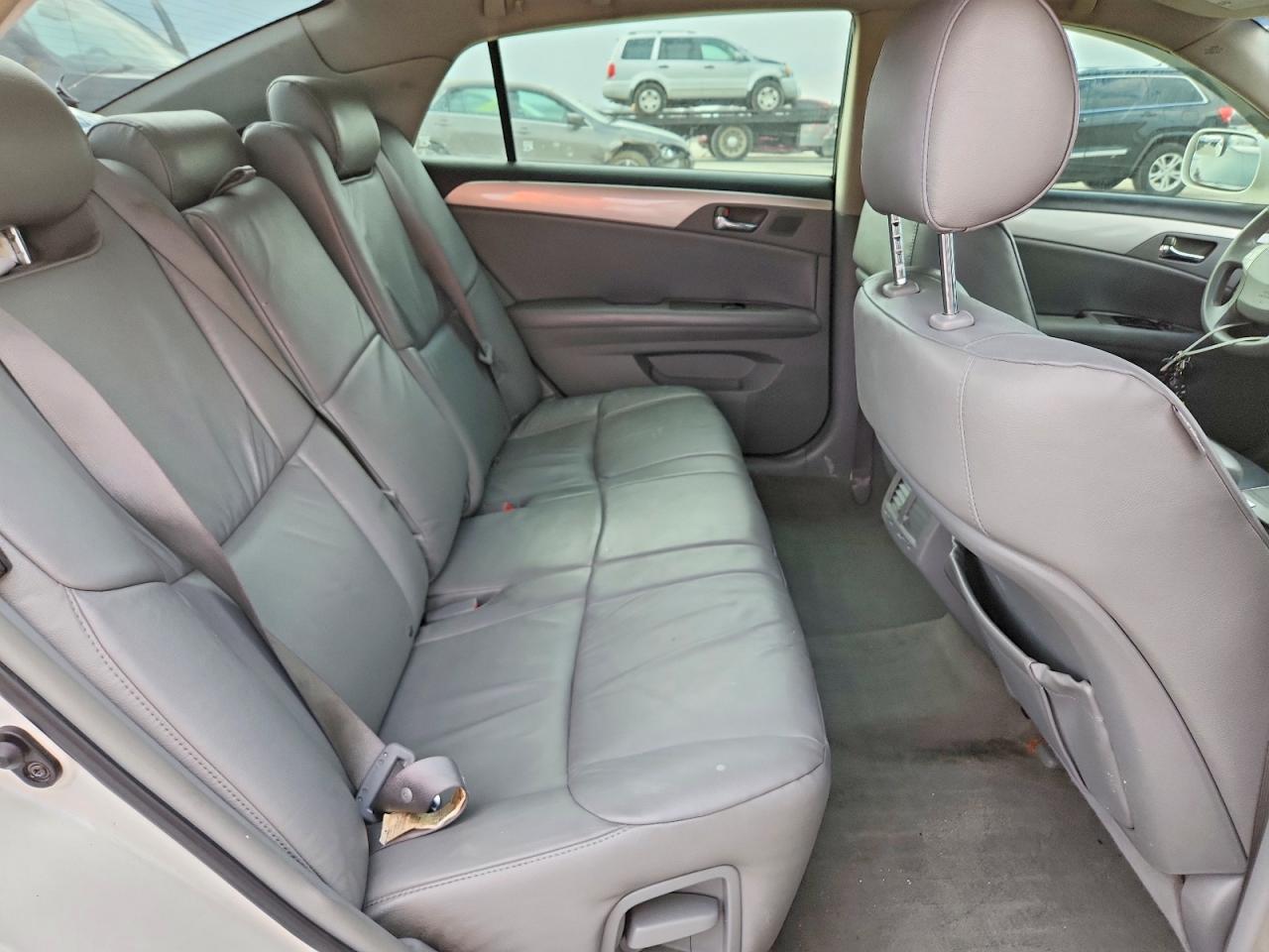 Toyota Avalon Xl