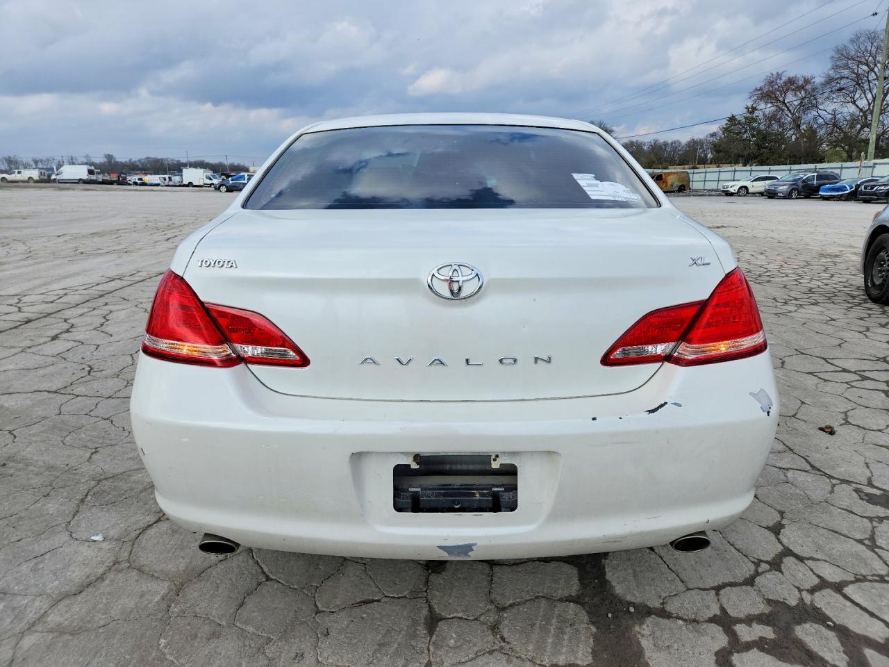 Toyota Avalon Xl