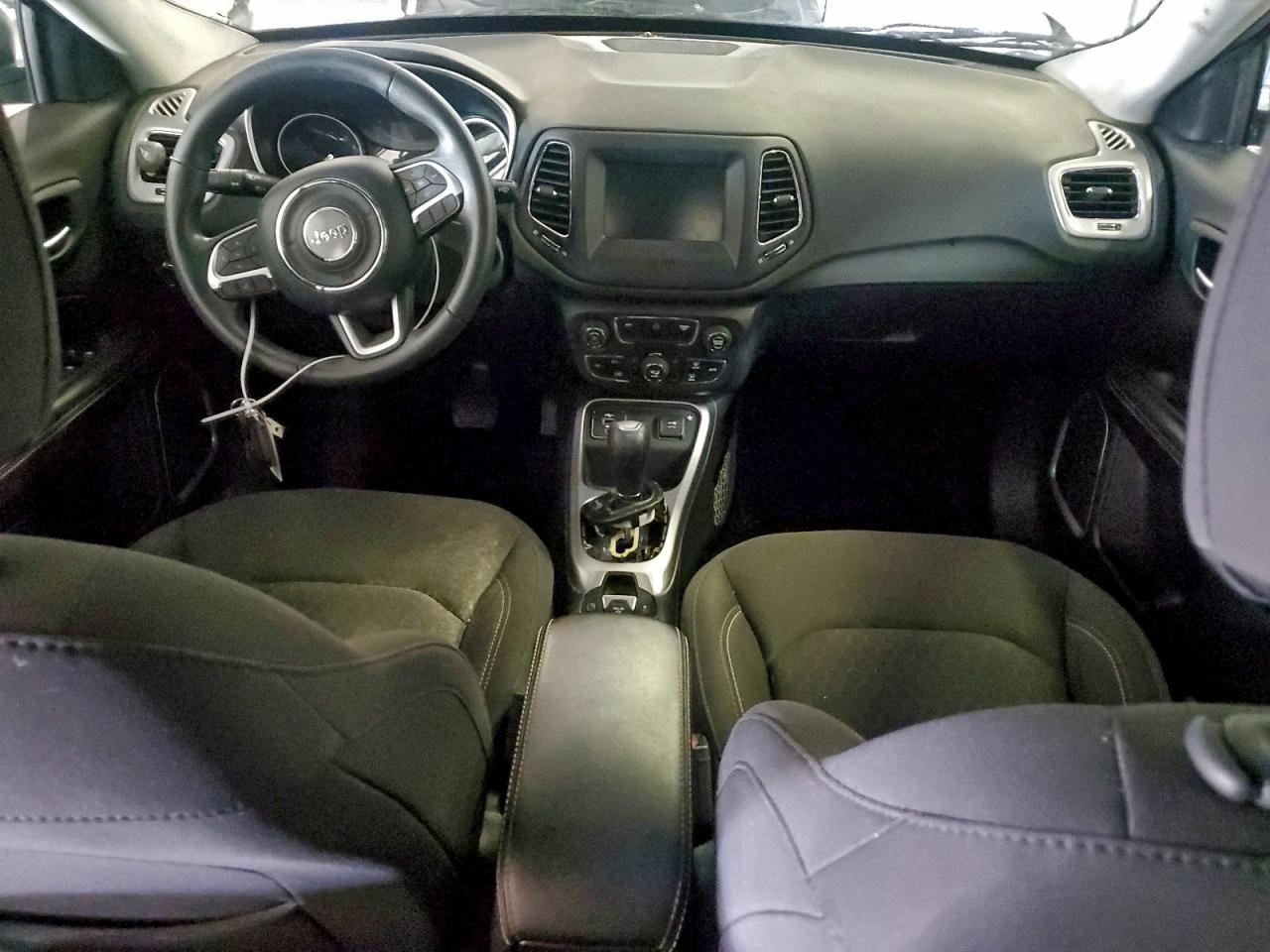 Jeep Compass Sport