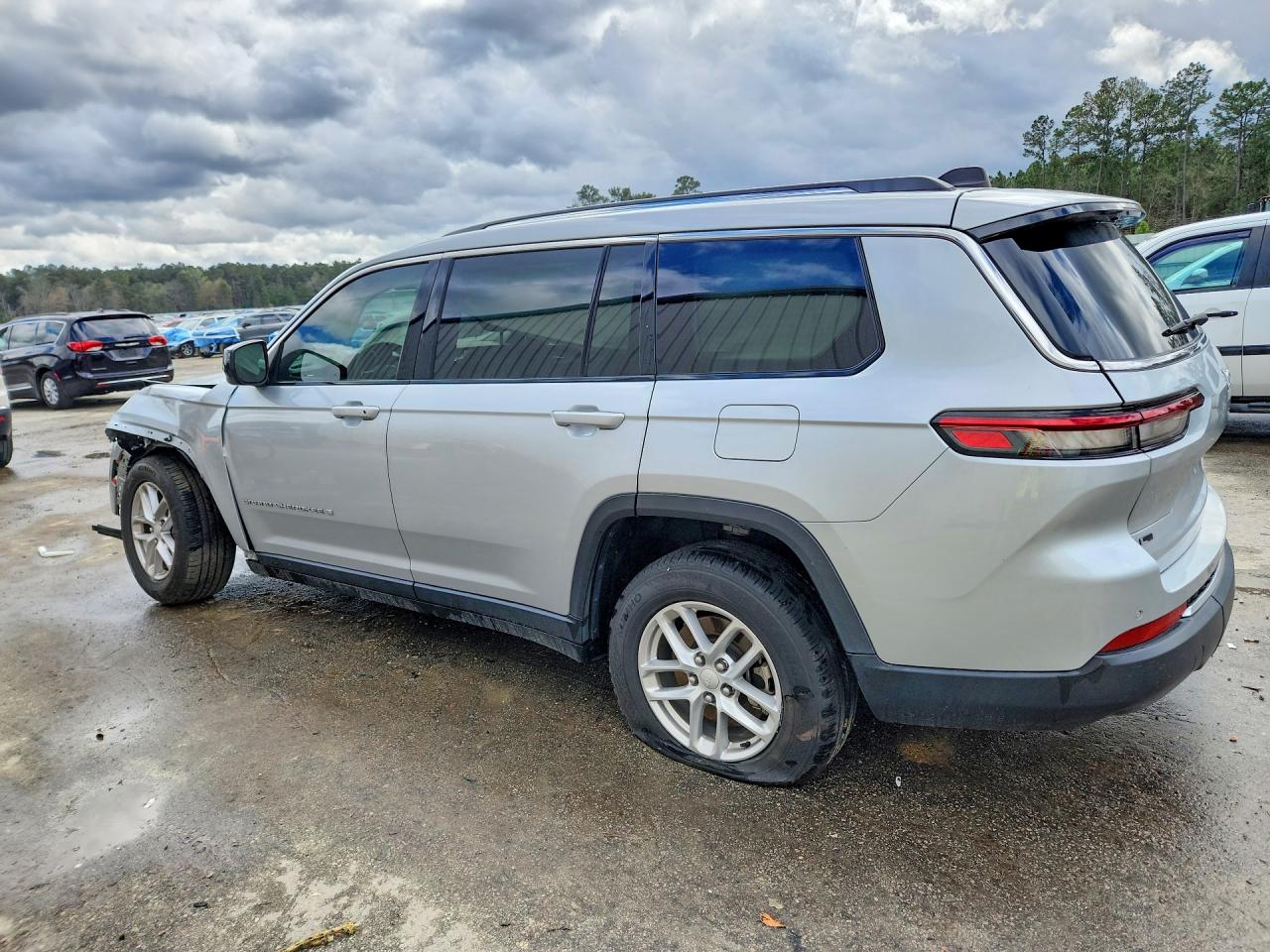 Jeep Grand Cherokee L Laredo