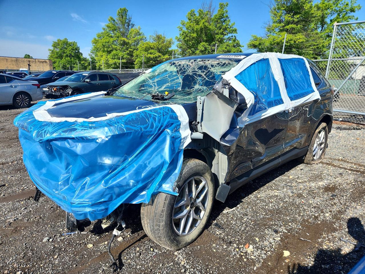 Salvage Ford Edge Image
